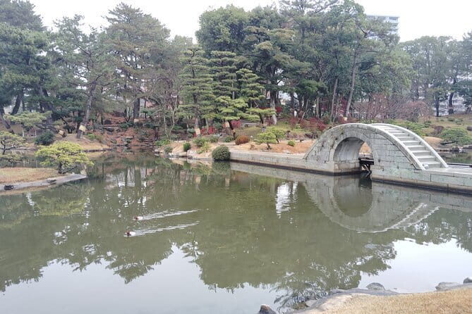 Hiroshima Shukkei-en Garden with local guide 90min - Who Will Love This Tour?
