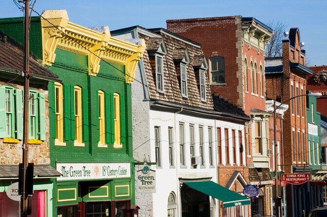 Historic Leesburg Guided Walking Tour - Walking, Learning, and Authenticity