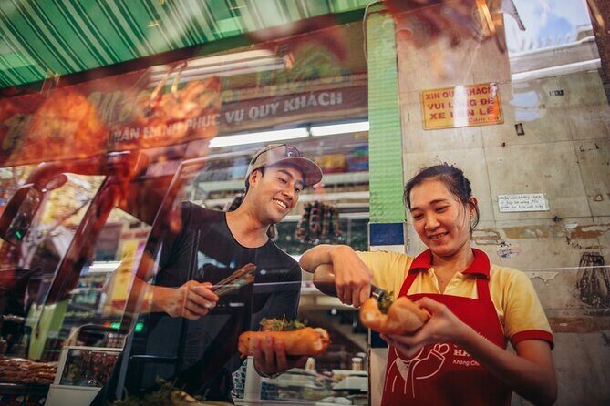 Ho Chi Minh City by Night: Ultimate Street Food Experience - The Itinerary in Detail