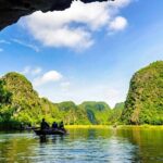 Hoa Lu - Tam Coc boat Trip and Mua Cave - Lunch and the Trang An Landscape Complex