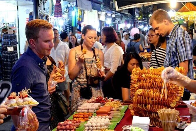 Hoi An Ancient Town Walking Street Food Tours with Night Market - A Closer Look at What You’ll Experience
