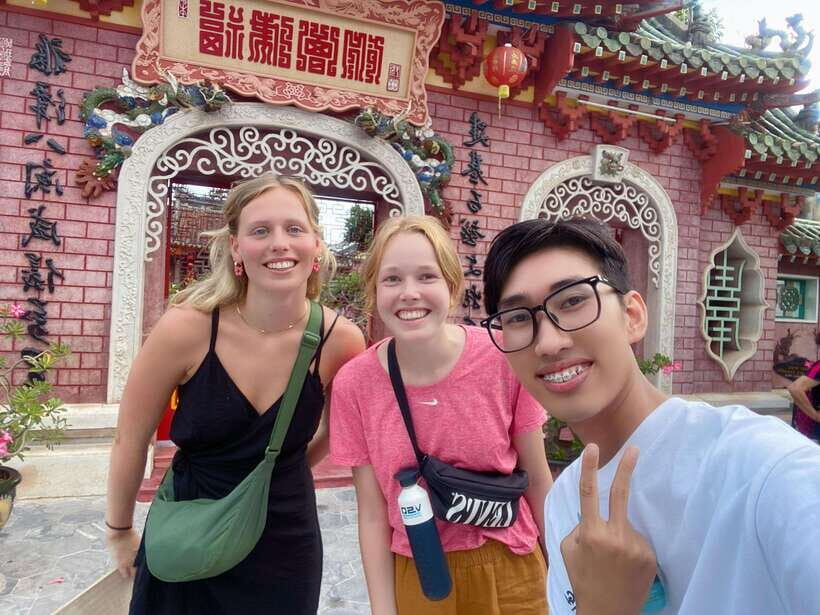 Hoi An Ancient Town - Walking Tour with Local Guide - Detailed Review of the Hoi An Ancient Town Walking Tour