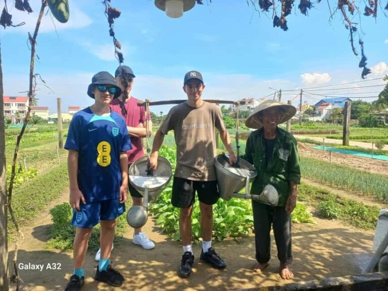 Hoi An Cooking Class in Tra Que Organic Vegetable Village - An In-Depth Look at the Tra Que Cooking Class