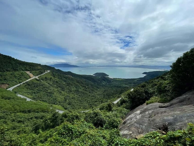 Hoi An/Da Nang: Transfer to Hue, Sightseeing & Pagoda Lunch - Exploring the Itinerary in Detail