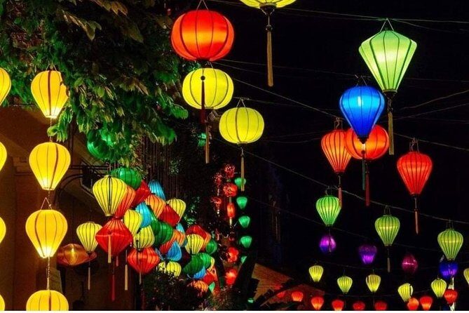 Hoi An Food Trail by Night with Boat Trip - Who Is This Tour Best For?