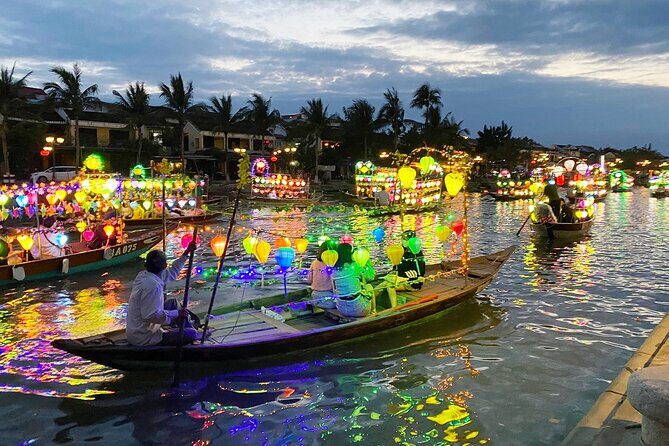 HoiAn Walking Tours Night market, Colourful Lanterns, Boat Ride - The Night Market and Lantern Festival