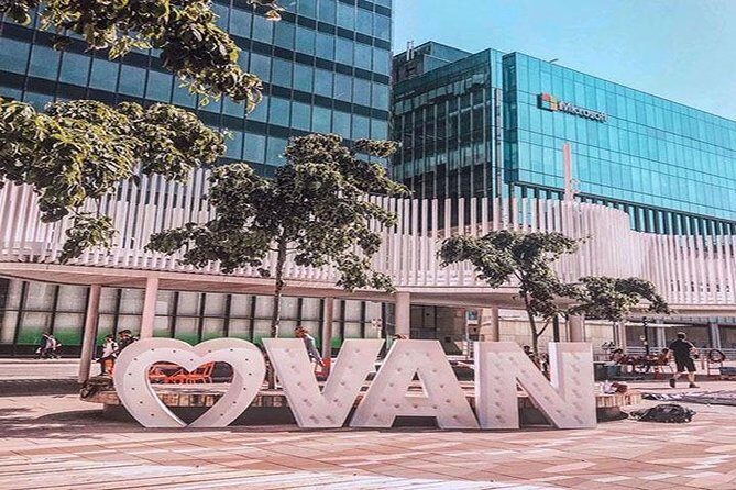 Honeymoon in Vancouver -Couple City Day Tour (Private) - The Real Value of This Tour