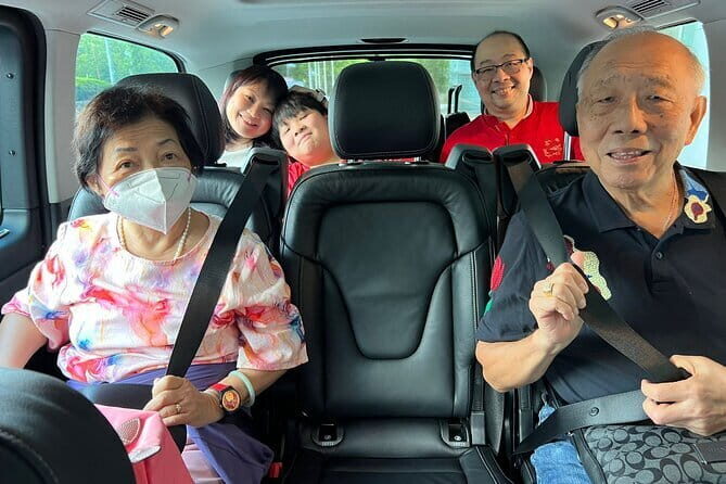 Hong Kong City Highlights and Hidden Gems by Private Car - What Travelers Say