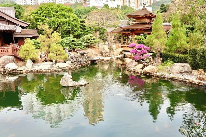 Hong Kong Private Shore Excursion 4/6hrs (with car - MPV) - Frequently Asked Questions