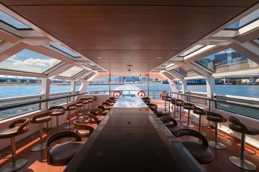 Hong Kong: Victoria Harbour Day or Sunset Cruise - A Closer Look at the Victoria Harbour Cruise Experience