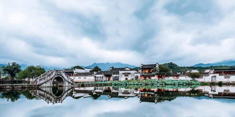 Huangshan Day Tour: Hongcun, Mt. Qiyun - Authentic Experiences and Hidden Gems