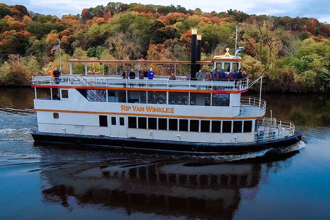 Hudson River Sightseeing Cruise from Kingston - A Closer Look at the Experience