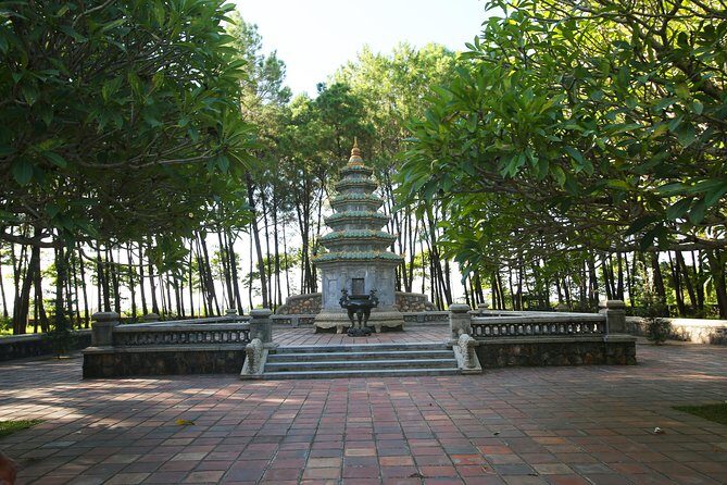 Hue City Tour 3 Tomb & Citadel Sightseeing Perfume River By Dragon Boat - FAQs
