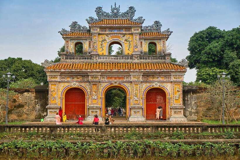 Hue: Hue Walking Tour to Imperial Citadel with Tour Guide - What Makes This Tour Stand Out
