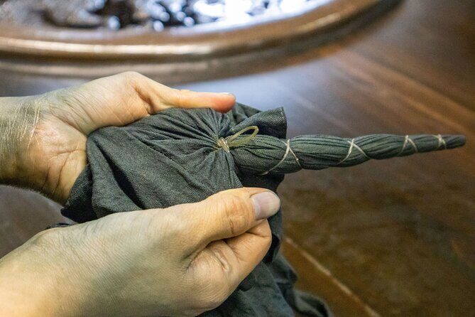 Indigo Dyeing Experience : Scarf / Tokushima, Shikoku - A Deep Dive Into the Indigo Dyeing Experience