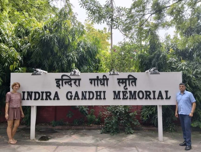 Indira Gandhi Museum: Indias 1st Woman Prime Minister - The Memorial Site: A Poignant Reminder