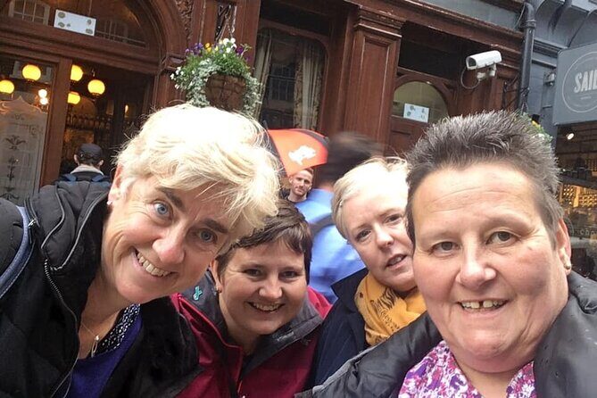 Interactive Scavenger Hunt in Manhattan's Secrets - Who Will Love This Tour?