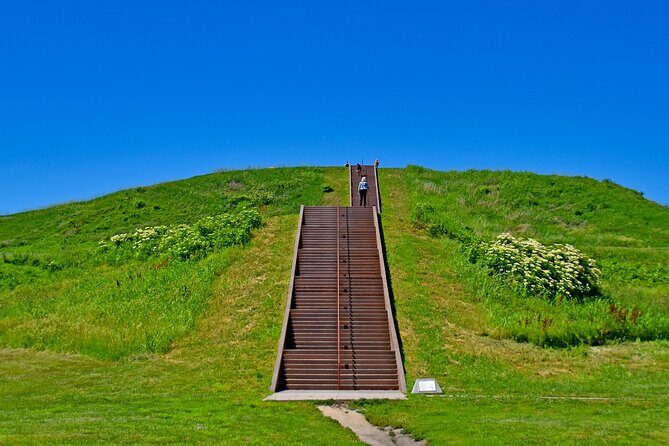 Interstate 55: A Self-Guided Driving Tour - Who Would Benefit Most from This Experience?