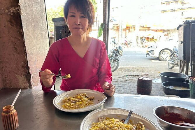 IWT eating/walking tour&certified cooking workshop - Detailed Breakdown of the Itinerary