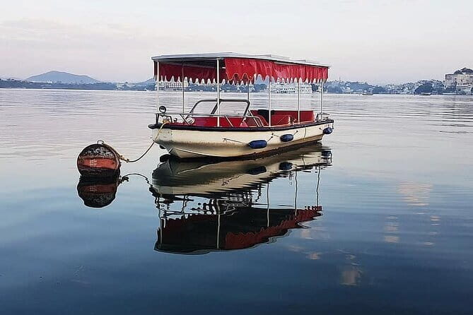 Jagmandir Island And Sunset Boat Ride On Lake Pichola, Udaipur Without Transfers - Authenticity and Value