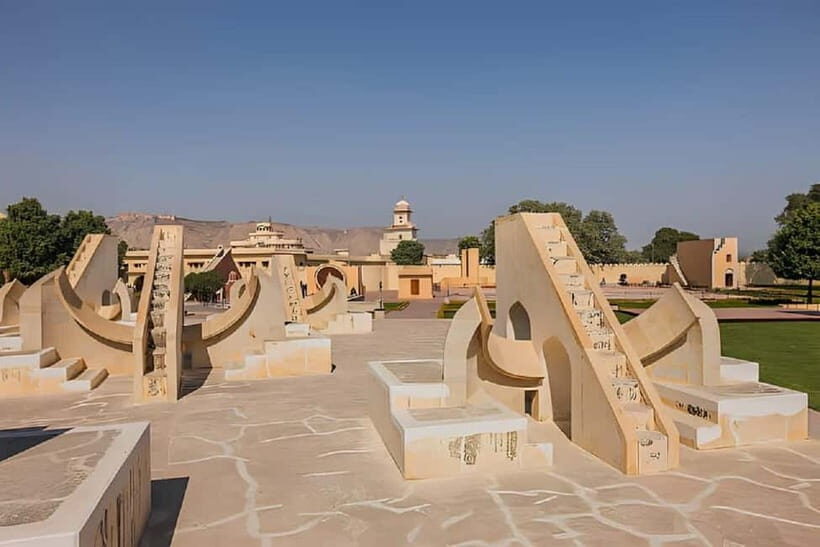 Jaipur: Hawa Mahal, Jantar Mantar & City Palace Guided Tour - The Value of the Tour