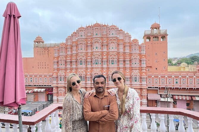 Jaipur Instagram Tour of Photogenic Spots - Patrika Gate: The Colorful Welcome