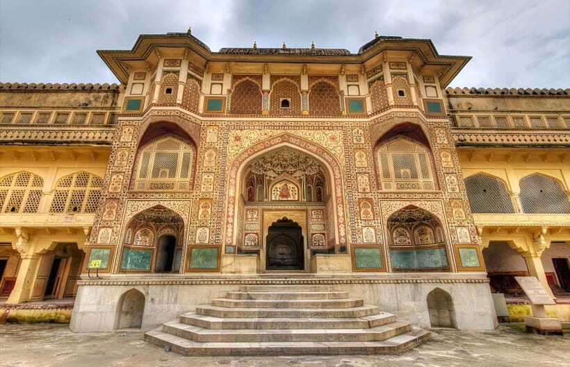 Jaipur: Sightseeing Tour with Visit to Galtaji Monkey Temple - The Practical Side: Transportation and Timing