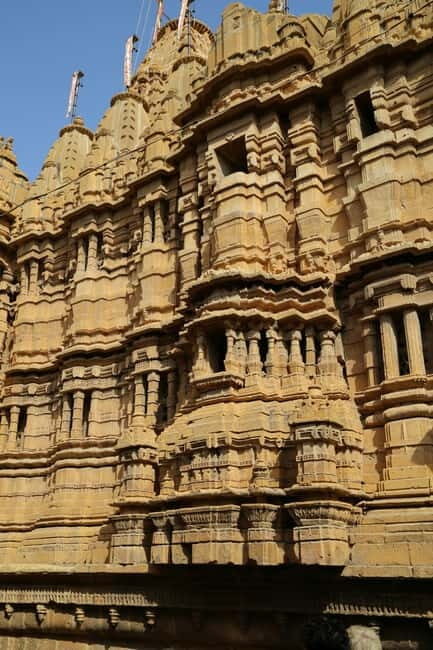 Jaisalmer: 5.5 Hour City Walking Tour with a Guide - Setting Off: Starting at Trotters Office