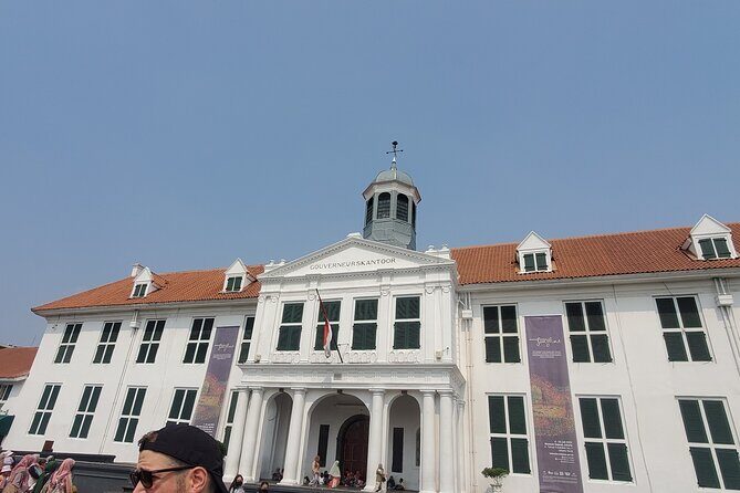 Jakarta Walking Tour : Highlights of Jakarta City - Authenticity and Experience