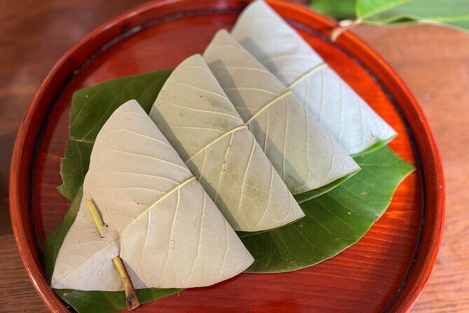 Japanese Cooking Class with Local Family in Takayama Old Town