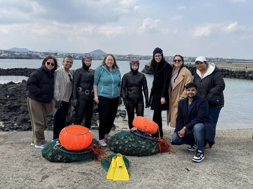 Jeju: Eastern UNESCO Join in Tour (Seongsan, Haenyeo) - The First Stop: Hamdeok Beach