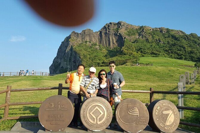 Jeju Private Day Tour- Seongsan Ilchulbong & Haenyeo performance - What Travelers Need to Know