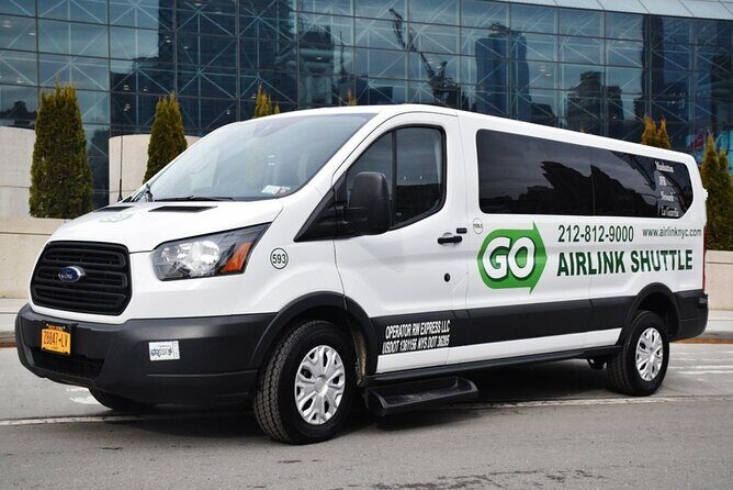 JFK to Manhattan: One Way Shared Arrival Transfer - Who Will Love This Transfer?