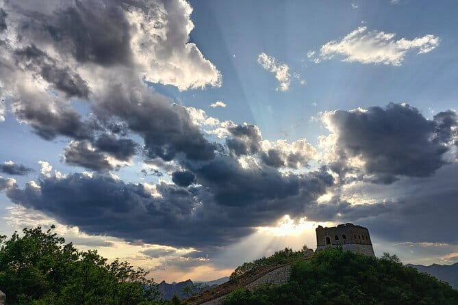 Jiankou Great Wall private guided day tour in English - Considerations and Who This Tour Is For