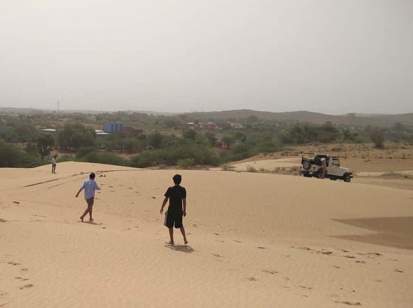 Jodhpur : Jeep Safari, Camel Ride,Buffet Dinner & Folk Dance - FAQ