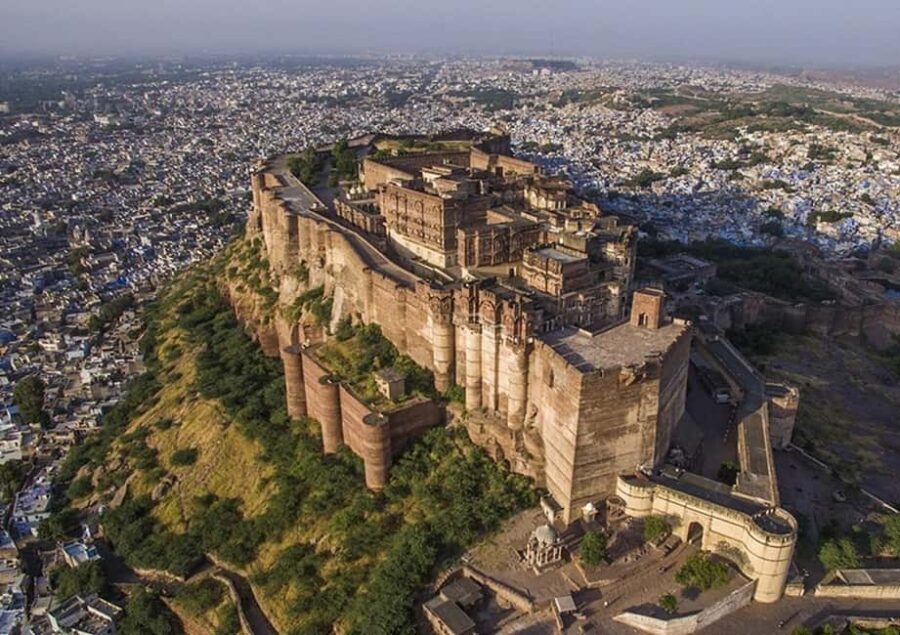 Jodhpur: Mehrangarh & Udaipur Lakeside 2-Day Tour with Lunch - Who Would Love This Tour?