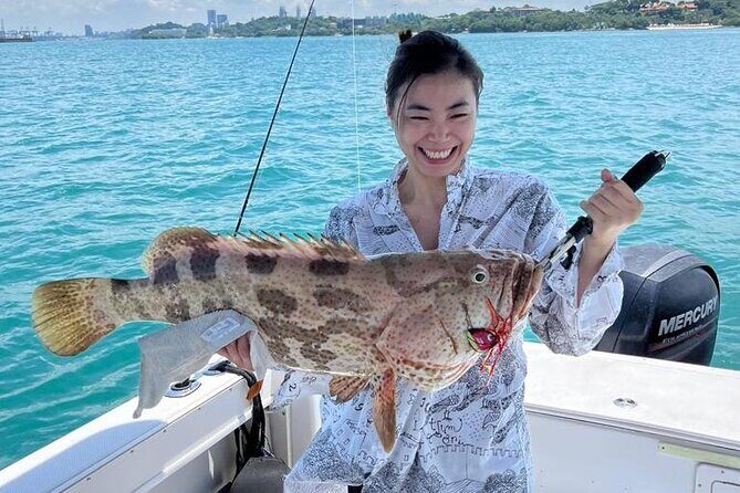 Join-in Yacht Fishing at the Southern Islands of Singapore - Practical Tips for Your Trip