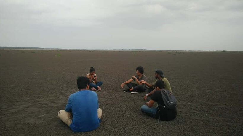 Kaluveli Wetlands Birdwatching Tour with Naturalist - The Sum Up