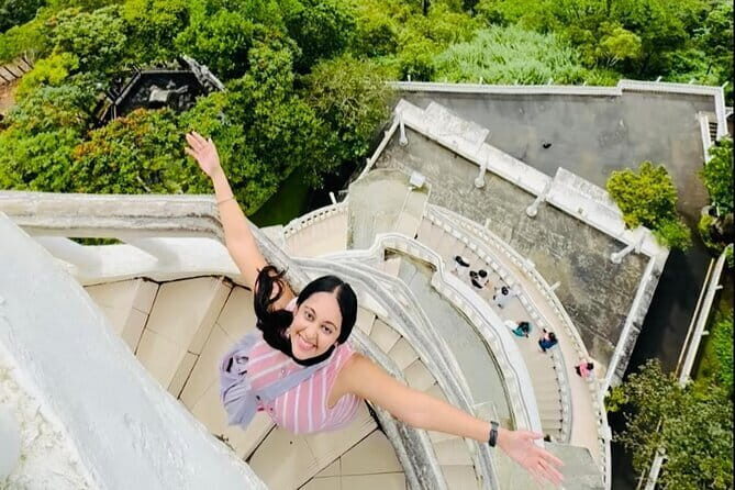 Kandy City Tour & Famous Ambuluwawa Tower with Friendly Chauffeur - The Experience: What Sets This Tour Apart