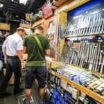 Kappabashi Knife Shopping Tour with Government-Licensed Guide - Transition to Kappabashi: The Kitchenware Wonderland