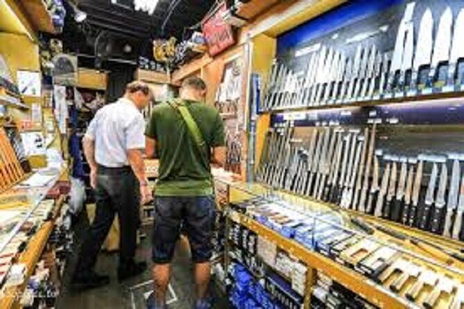 Kappabashi Knife Shopping Tour with Government-Licensed Guide - Transition to Kappabashi: The Kitchenware Wonderland