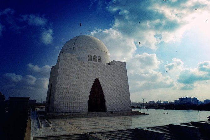 Karachi Sightseeing Private City Tour. - The Sum Up