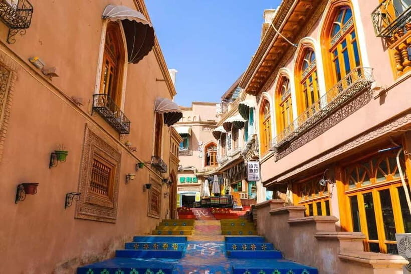 Kashgar Private Tour: Mosque, Concubine's Garden & Old City - Key Points