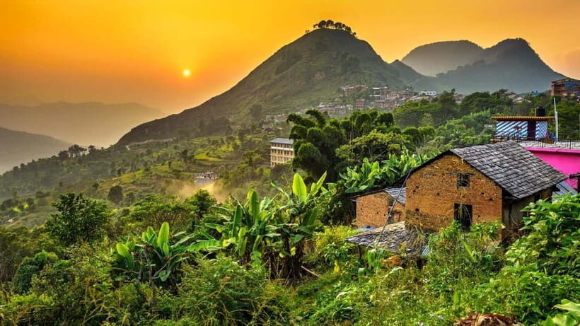 Kathmandu: Bandipur 2-Day Tour with Guesthouse Stay - The Next Morning: Sunrise and a Short Hike