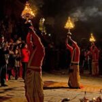 Kathmandu: Pashupatinath Temple Aarti Night Tour - Visiting the Cremation Site: A Unique, Harsh Reality