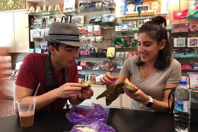 Katong Evening Food Tour - A Closer Look at the Katong Food Tour