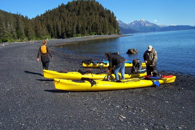 Kayak and Hike to Historic WW2 Army Fort in Alaska!