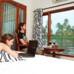 Kerala:- 03 Days Alleppey Backwater Houseboat Cruise Tour - What Makes This Tour Stand Out?