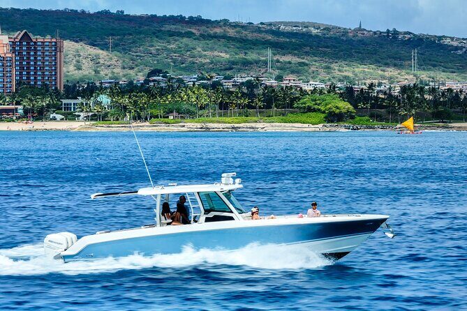 Ko Olina Private Luxury Charter for up to 6 Passengers - The Sum Up