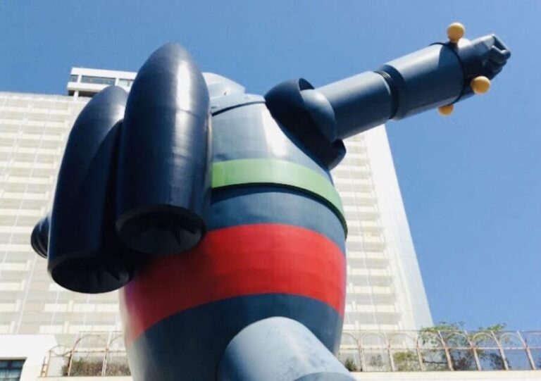 Kobe's Harmony: Mountains, Sea, and The Serene Arima Onsen - Authenticity and Value